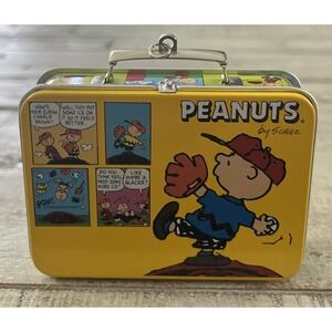 Hallmark Cards 2000 Peanuts Gang Mini‎ Lunch Box Tin Christmas Ornament